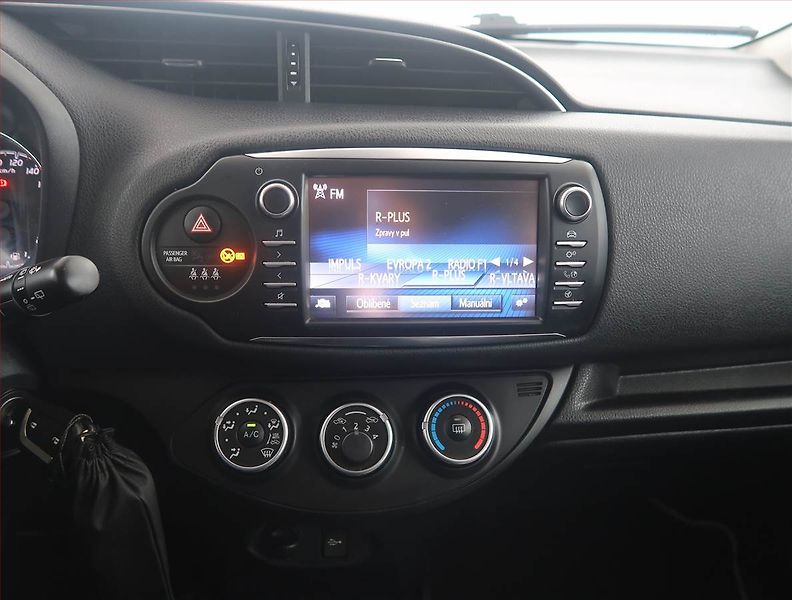 Toyota Yaris (2019) Y20 1.5 Dual VVT-i, Serv.kniha - fotka 12 z 14