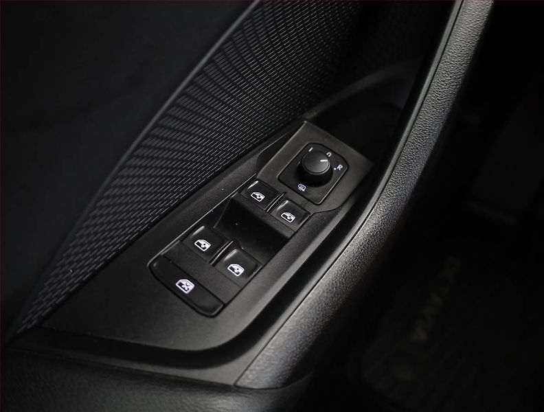 Škoda Octavia (2021) Ambition Plus 2.0 TDI, Automat - fotka 17 z 21