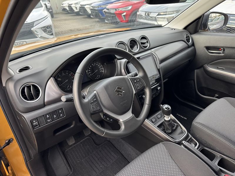 Suzuki Vitara 1.4 BoosterJet PREMIUM  - fotka 5 z 15