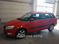 Škoda Fabia (2012) 1.4i, 1.maj,ČR - fotografie inzerátu