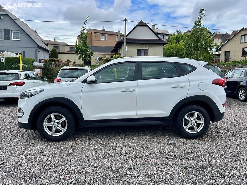 Hyundai Tucson (2015) 1.7 CRDi 85 kW Servis,Stav - fotka 8 z 18