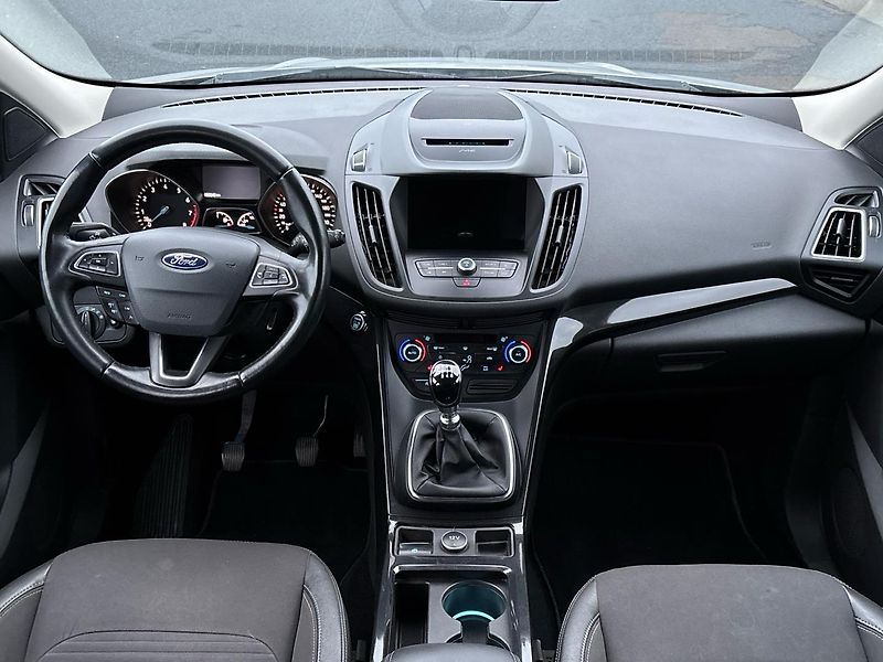 Ford Kuga Titanium - fotka 5 z 26