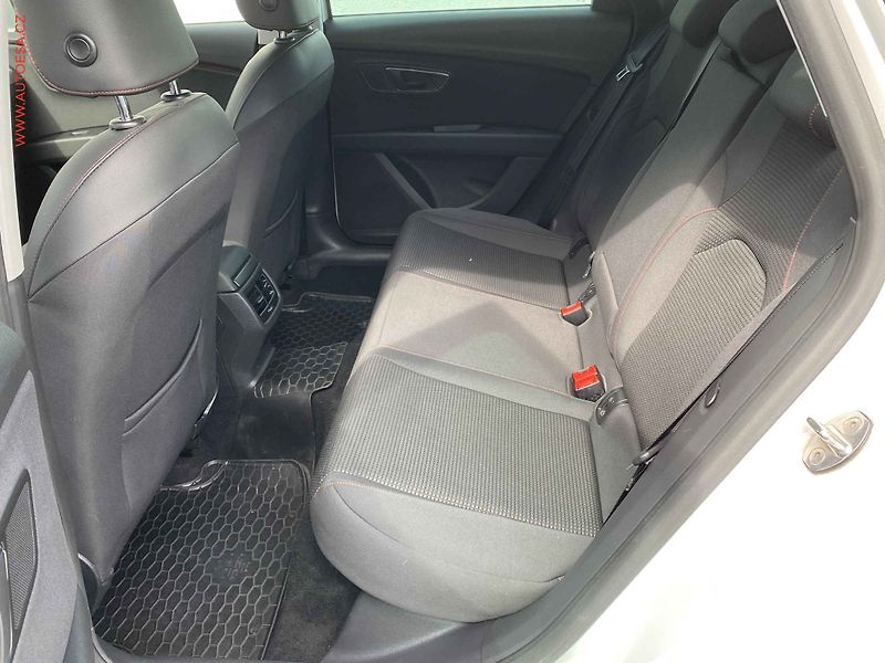 Seat Leon (2019) 1.5 TSi, 1.maj,ČR, LED, AC - fotka 10 z 18