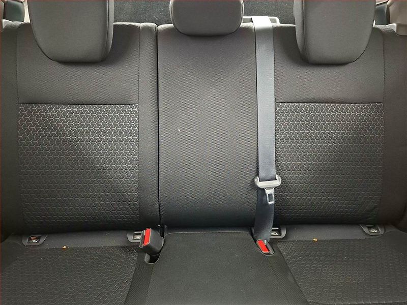 Suzuki Swift (2019) 1.0 BoosterJet, Automat, Navi - fotka 10 z 16