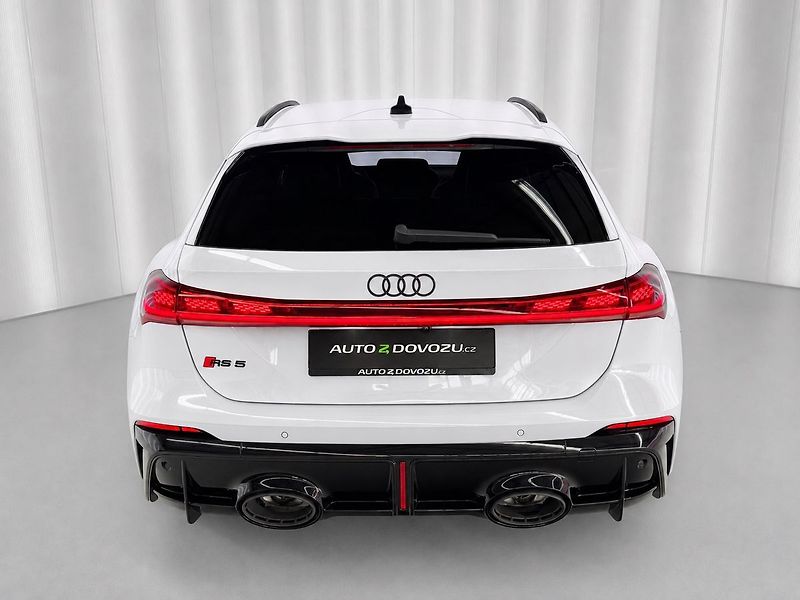 Audi RS 5 AVANT 470KW QUATTRO, 285 KM/H, - fotka 5 z 36