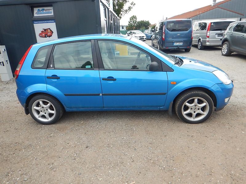 Ford Fiesta 1.4 TDCi, GHIA, KLIMA - fotka 5 z 25