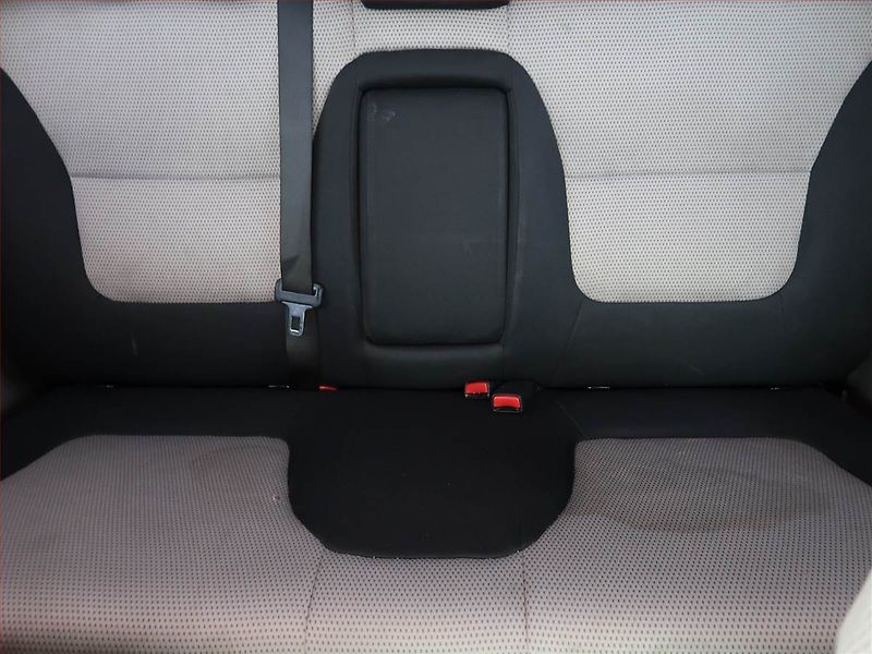 Mitsubishi L200 (2007) 2.5 DI-D, 4X4 - fotka 10 z 17