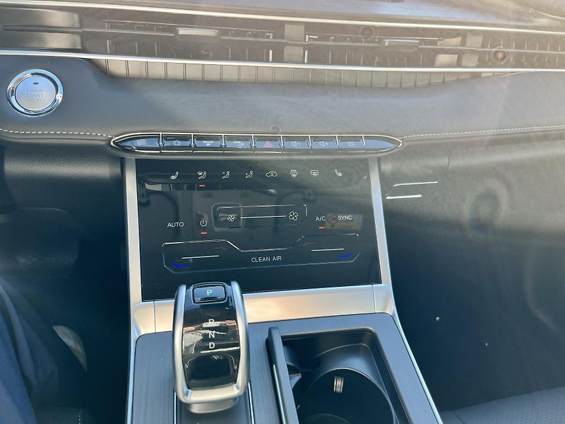 Chery Tiggo 4 HEV (2026) 1,5 HEV UNIQUE DEMO  - fotka 28 z 34