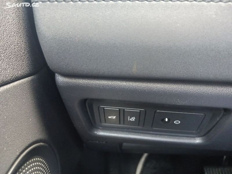 Land Rover Discovery Sport 2.0 HSE 180AUT. - fotka 21 z 43