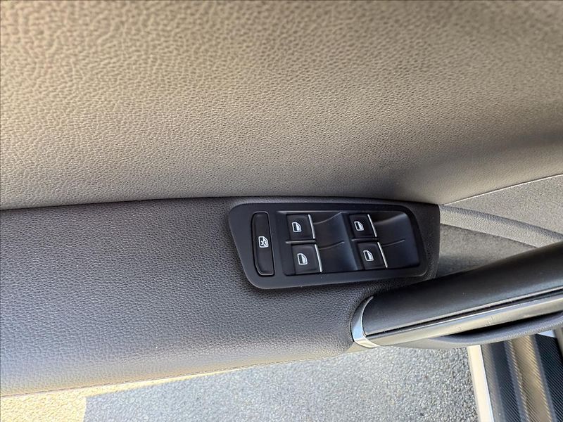 Volkswagen Golf 1,4 TSi92kW LPG,Highline,Servi - fotka 4 z 45