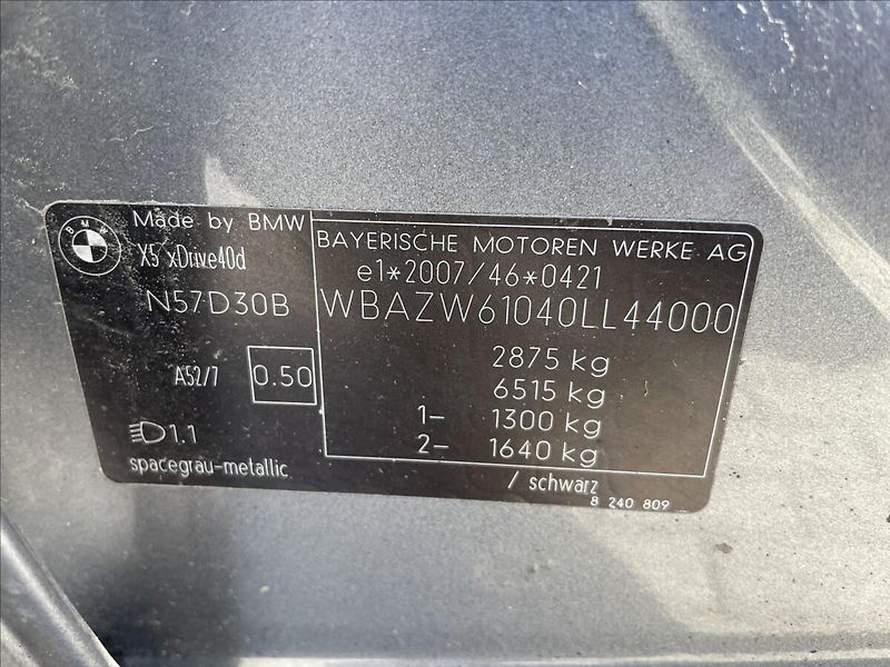 BMW X5 3,0 XDRIVE 40D M-Paket CZauto - fotka 29 z 33
