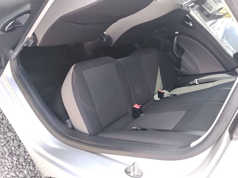 Seat Ibiza (2017) - fotka 16 z 25