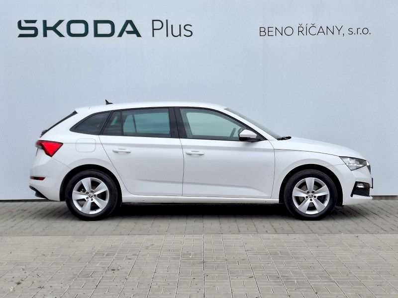 Škoda Scala (2023) Ambition 1,0TSi 81kW - fotka 11 z 33