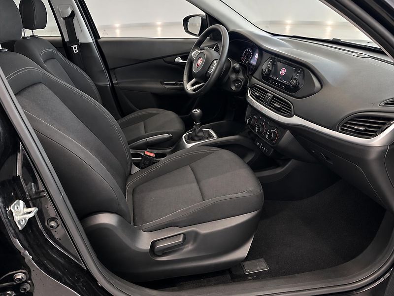 Fiat Tipo (2016) - fotka 15 z 22