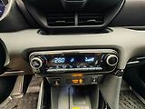 Toyota Yaris 1.5 Hybrid e-CVT Style - náhled 30