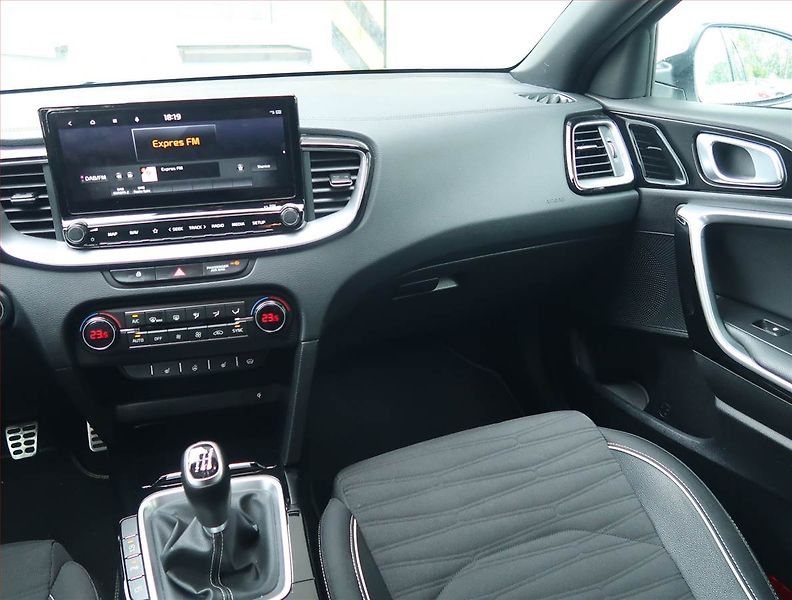 Kia Pro_Ceed (2021) GT-Line 1.5 T-GDI - fotka 8 z 16