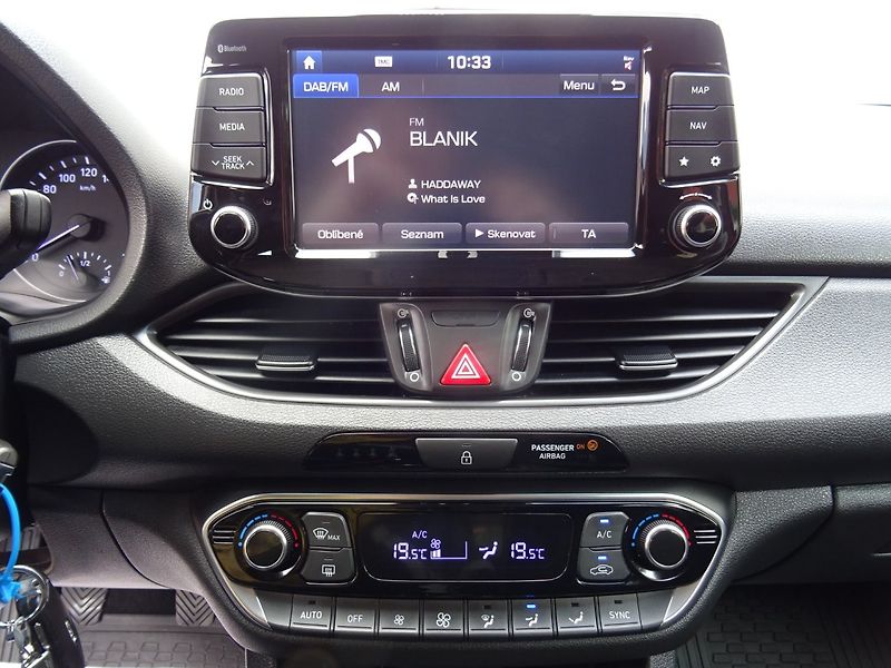 Hyundai i30 (2018) 1.4T-GDi,103kW,1majČR,S.k,DPH! - fotka 15 z 25