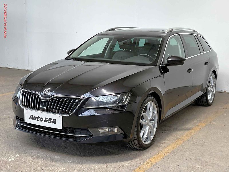 Škoda Superb (2019) 2.0 TDi 4x4, Style, DSG, - fotka 3 z 17