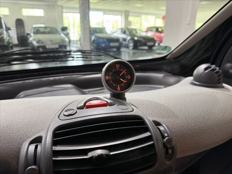 Smart Fortwo 0,6   i PURE ALU TOP STAV - fotka 9 z 29