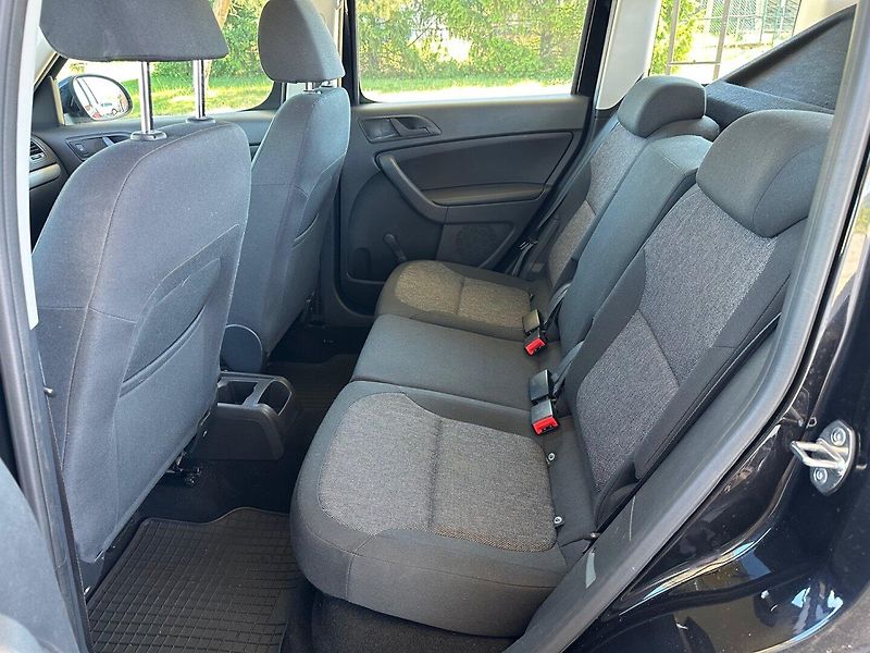 Škoda Yeti (2015) 1.2TSi,NAVI,SMARTLINK,100%KM - fotka 12 z 13
