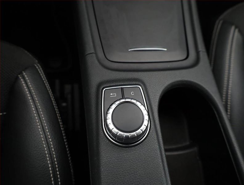 Mercedes-Benz GLA (2014) 200 CDI, 4X4, Automat - fotka 13 z 20