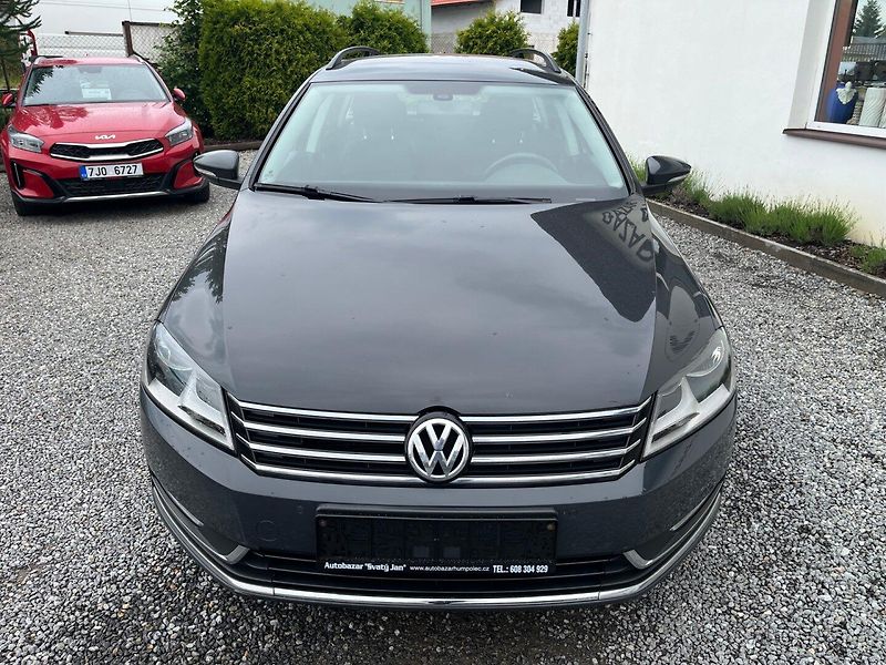 Volkswagen Passat (2013) 2.0 TDi NAVI - fotka 6 z 16