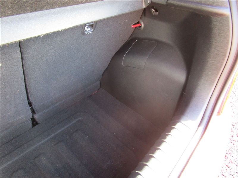 Kia Picanto 1.0i  Klima, 1. maj. - fotka 33 z 38