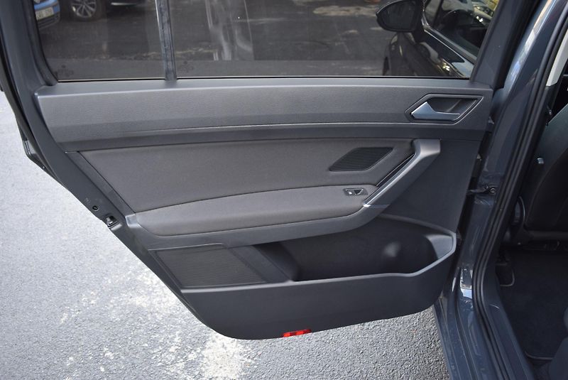 Volkswagen Touran (2017) 1.4TSI 110kw COMFORTLINE WEBAS - fotka 13 z 44