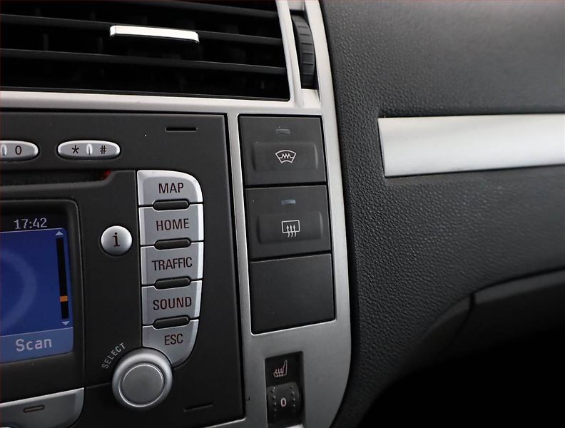 Ford C-MAX (2009) 2.0 TDCi, po STK, Tažné, Klima - fotka 12 z 15