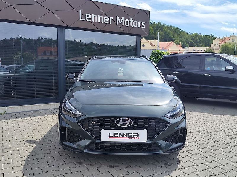 Hyundai i30 1.5 T-GDI/103kW N-Line DCT - fotka 2 z 32