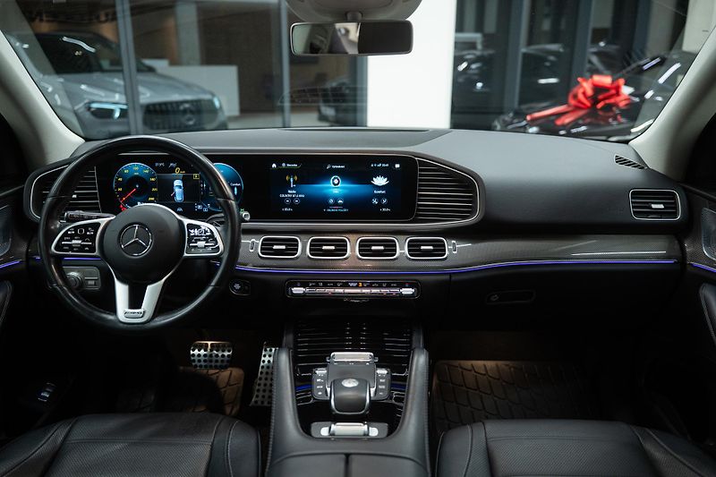 Mercedes-Benz GLE (2020) 350D 4x4 AMG PREMIUM AIRMATIC - fotka 23 z 48