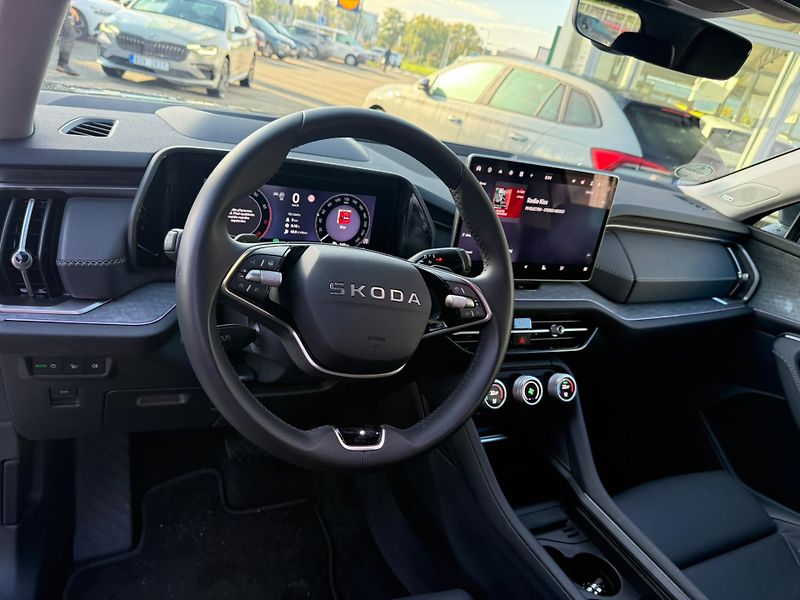 Škoda Kodiaq Exclusive Selection 2.0 TSI 15 - fotka 10 z 27