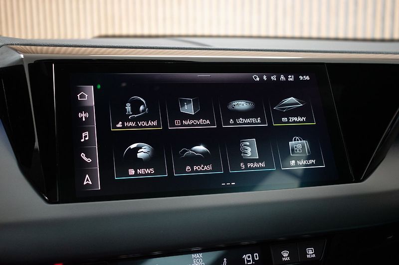 Audi e-tron 93kWh QUATTRO*B&O*AIR*ACC*DPH* - fotka 32 z 50