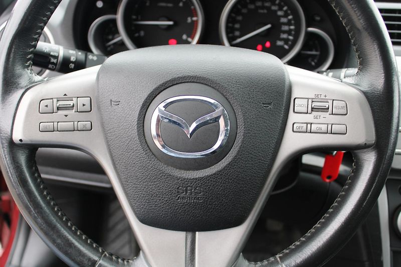 Mazda 6 (2008) 2,0DI KLIMA TEMPOMAT EL.OKNA - fotka 16 z 21