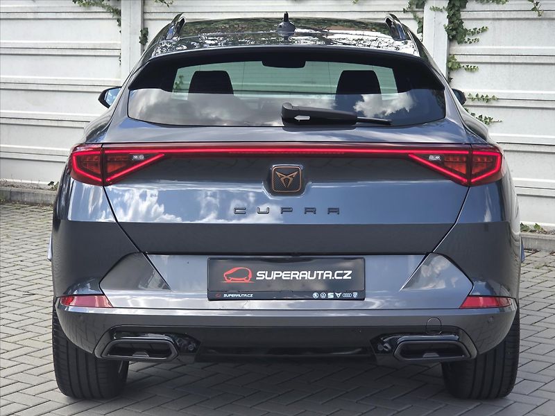 Cupra Formentor 2,0 TSi DSG 4x4 Záruka2029 ČR - fotka 5 z 22