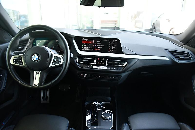 BMW Řada 2 218d M-PERFORMANCE TAŽNÉ 1M ČR - fotka 5 z 37