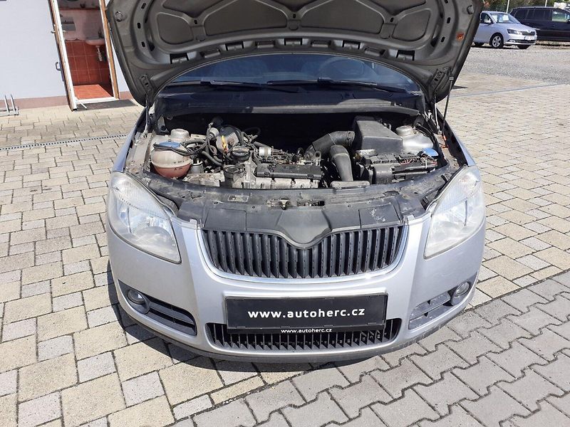 Škoda Fabia (2008) 1.2 HTP LPG - fotka 19 z 36