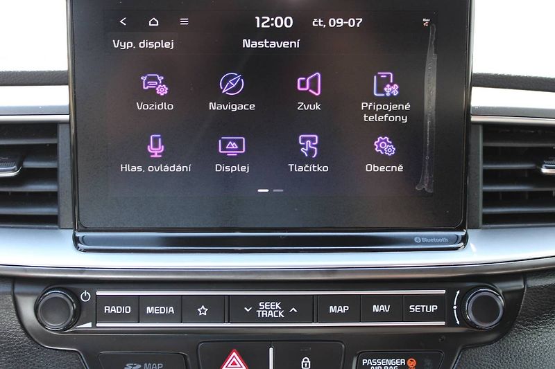 Kia Ceed (2018) 1.4 T-GDI 103kW manuál - fotka 11 z 32