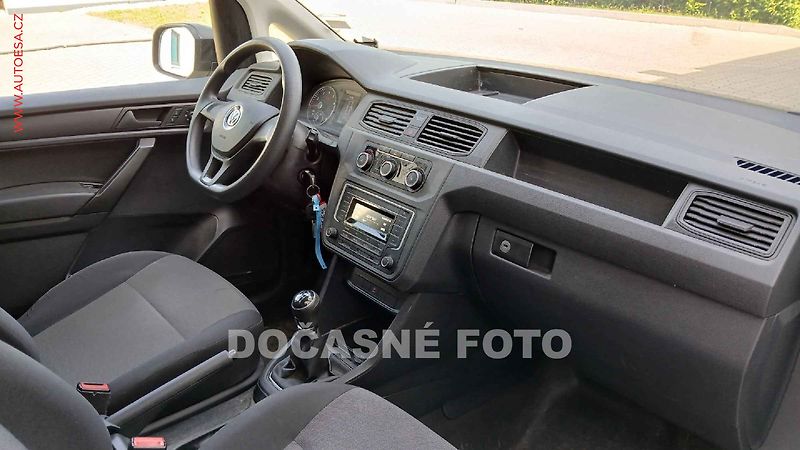 Volkswagen Caddy (2020) 1.4TGi BOTT, AC, +pneu - fotka 13 z 15