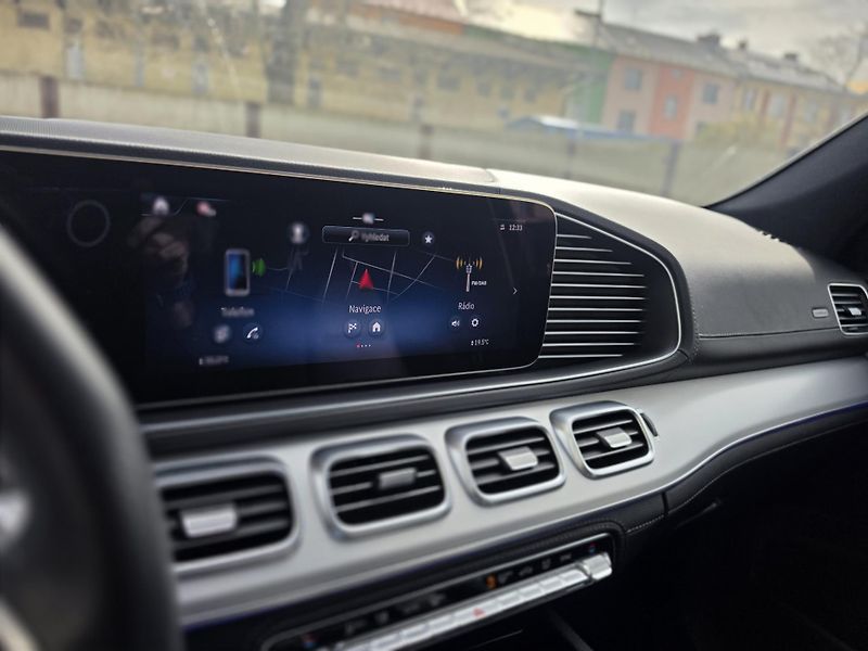 Mercedes-Benz GLE (2024) 450d 4MATIC AMG + Záruka - fotka 18 z 30