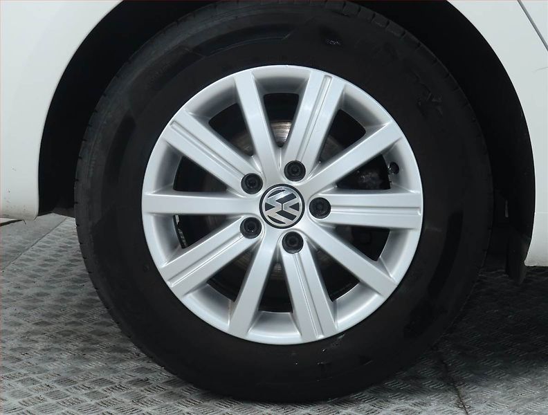 Volkswagen Golf (2011) 1.2 TSI, ČR,1.maj, Tempomat - fotka 14 z 15