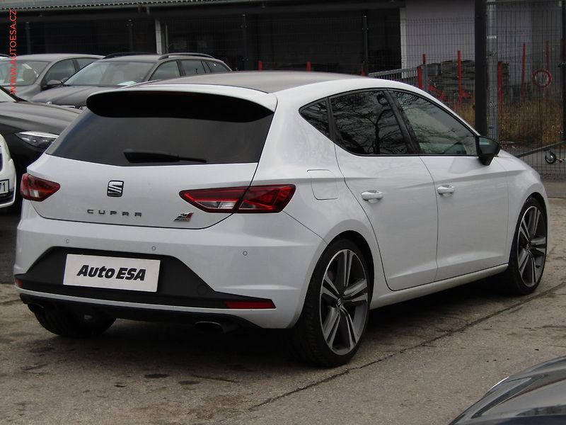 Seat Leon (2015) 2.0 TSi, ČR, Cupra, DSG, LED - fotka 4 z 19
