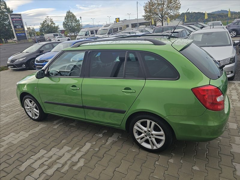 Škoda Fabia II 1,2 TSi 63KW Ambition - fotka 9 z 46
