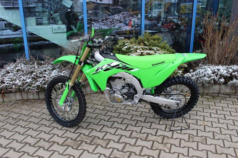 Kawasaki KX 450 F (2025) 2025 SLEVA - fotka 6 z 6