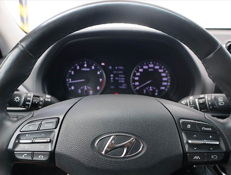 Hyundai i30 (2022) Family 1.5 T-GDI MHEV - fotka 15 z 15