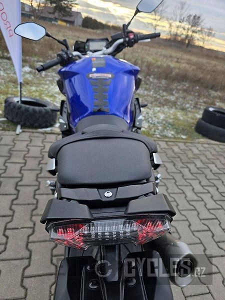 Yamaha MT-10 (2017) - fotka 12 z 20