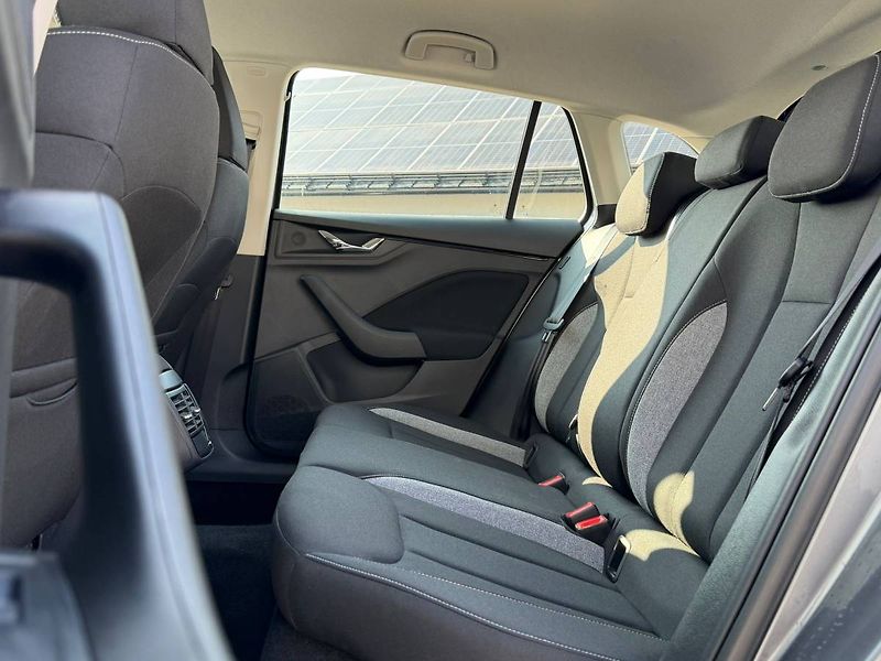 Škoda Scala Selection 1,0 TSI 85 kW 6° MP - fotka 9 z 32