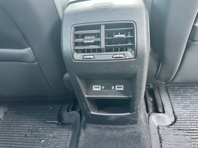 Peugeot 308 (2022) ALLURE PACK 1.2 PureTech 130 S - fotka 25 z 27