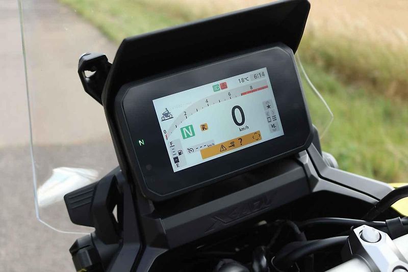 S kombinací skútru a endura přišla Honda už téměř před deseti lety a odvaha se jí vyplatila - o X-ADV je velký zájem.