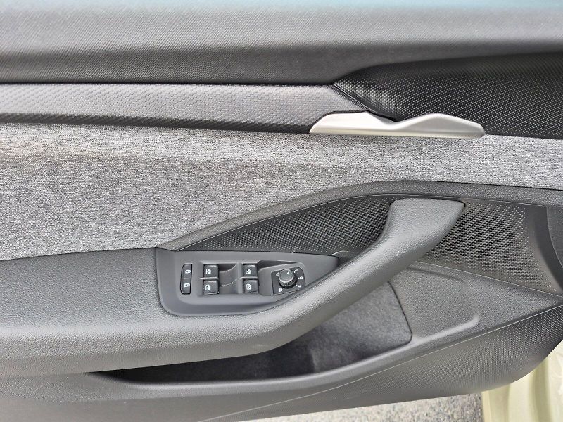 Škoda Superb (2025) Selection 2.0 TDI 110kW DSG - fotka 11 z 31